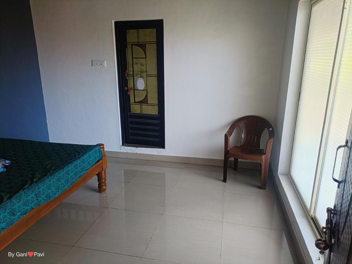 Golden Wings Cafe Hotel Gokarna  Luaran gambar